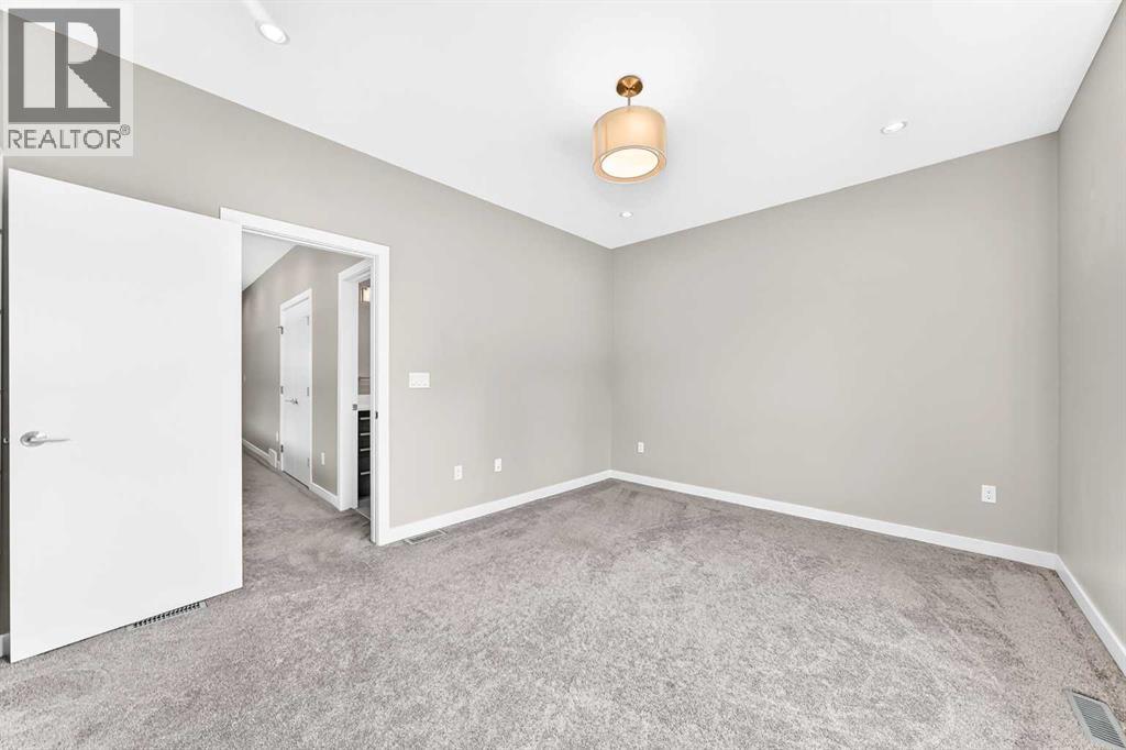 1317 20 Avenue NW - Image 30