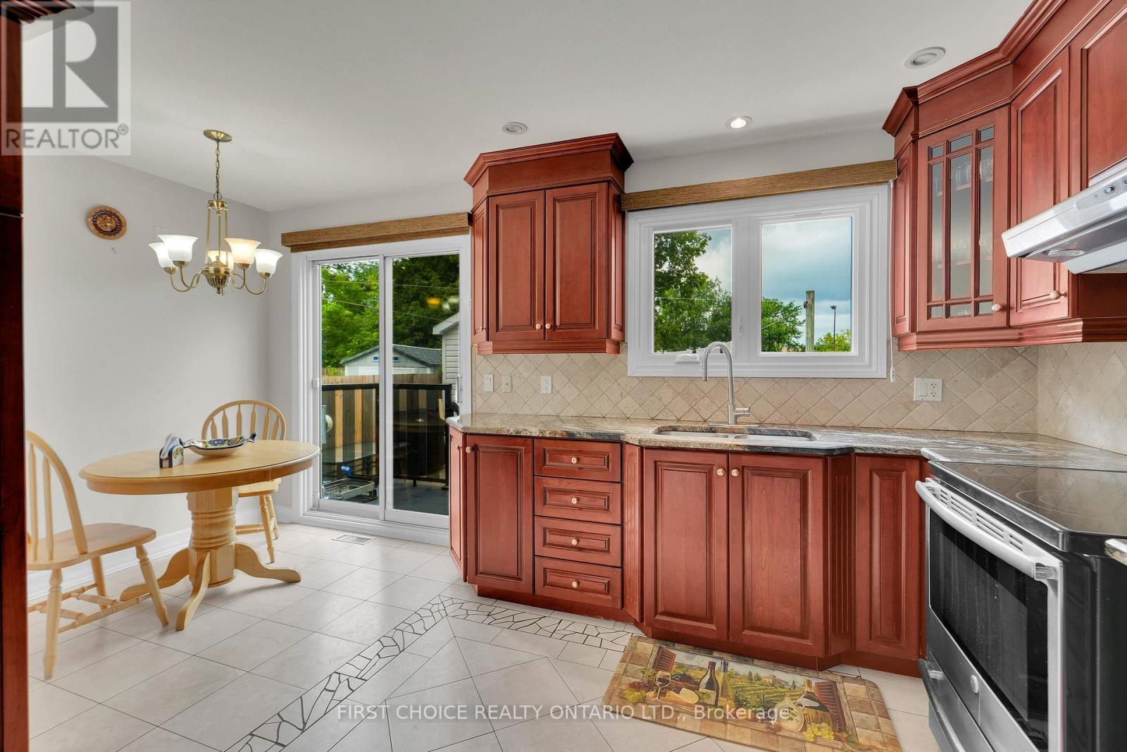 1442 CLAYMOR AVENUE - 13