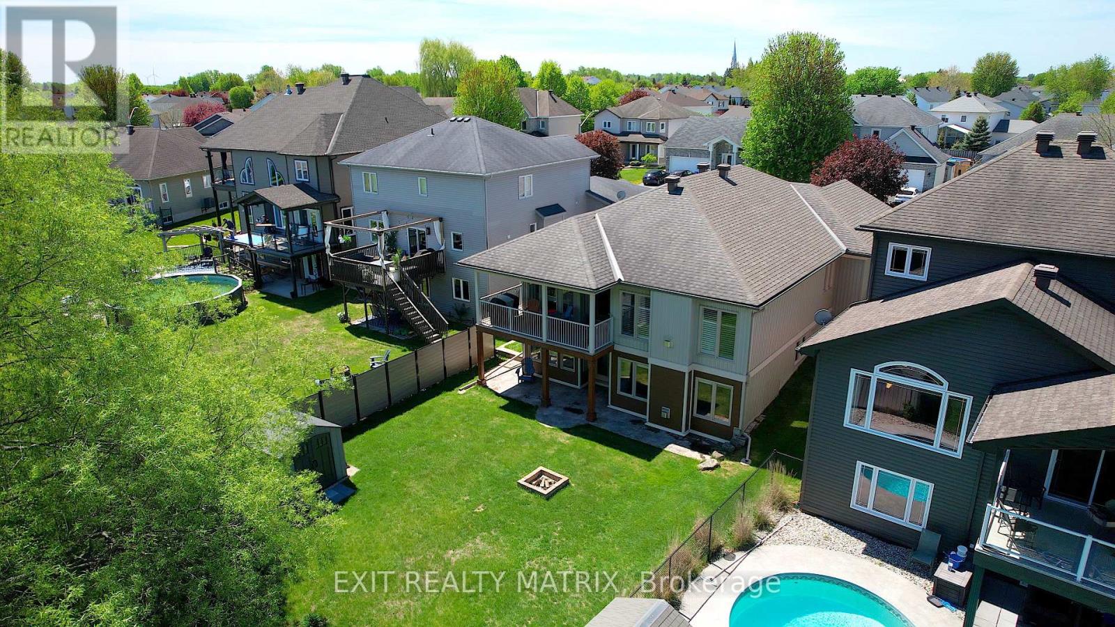 3 Bed, 3 Bath House for Sale in Russell – 79 RADISSON DRIVE, Russell – MLS# X13634422 - Image 47