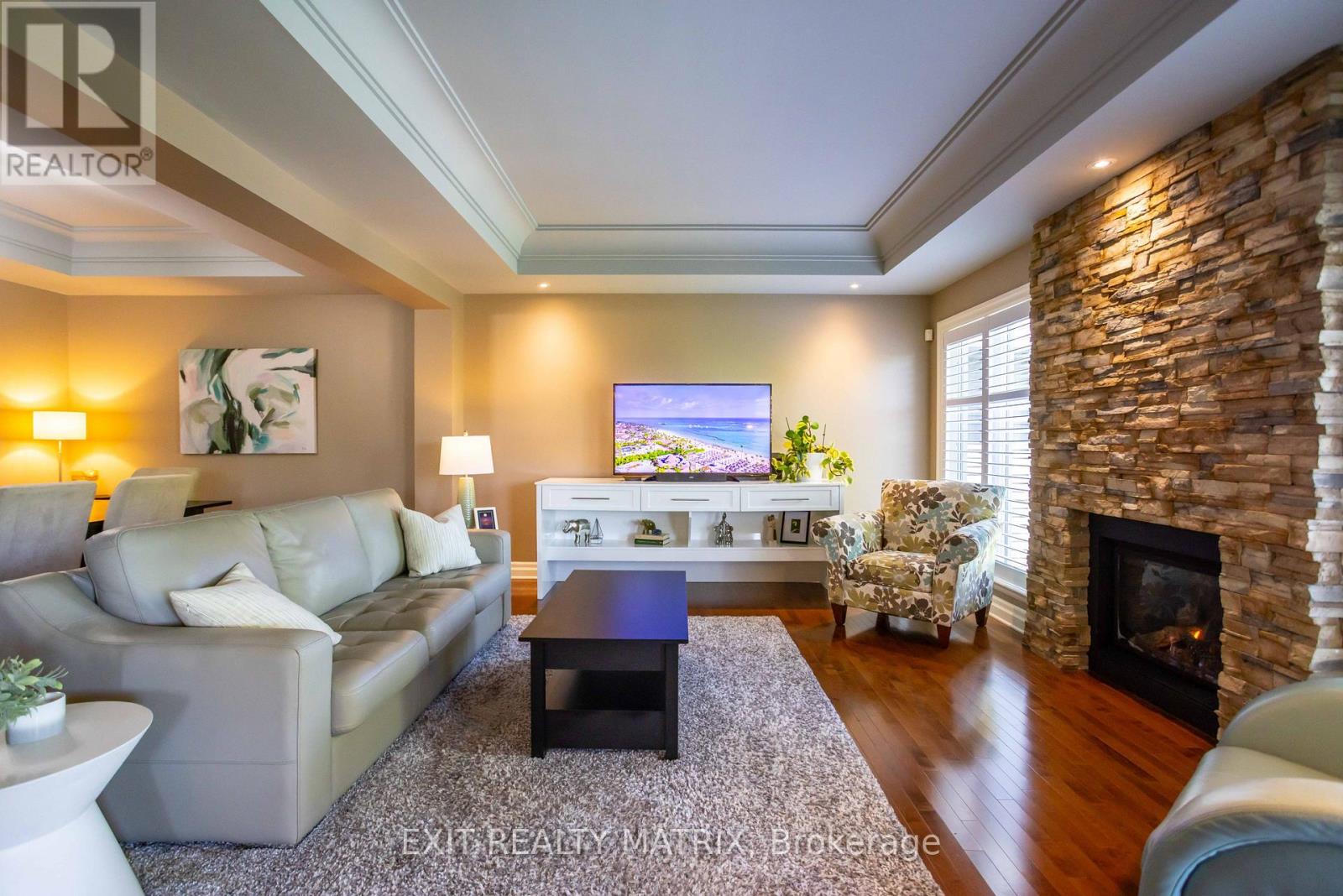 3 Bed, 3 Bath House for Sale in Russell – 79 RADISSON DRIVE, Russell – MLS# X13634422 - Image 9