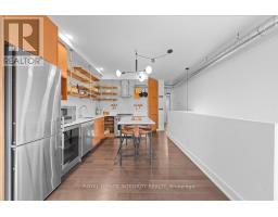 Living room - 204 - 150 Greenfield Avenue, Ottawa, ON K1S0X8 Photo 6