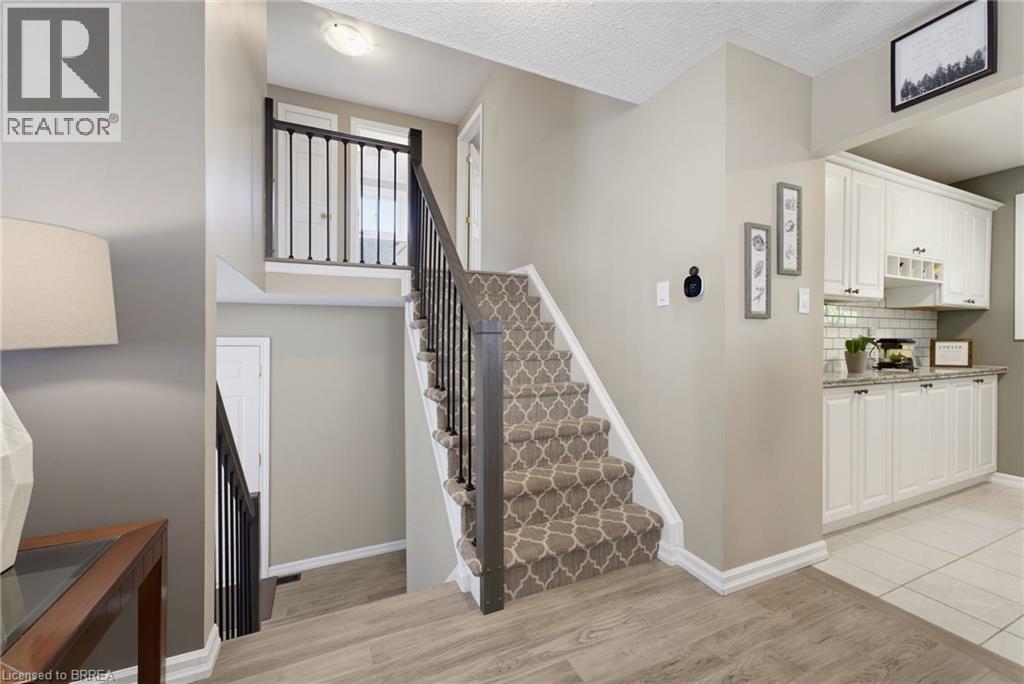 93 WINDING Way - Image 11