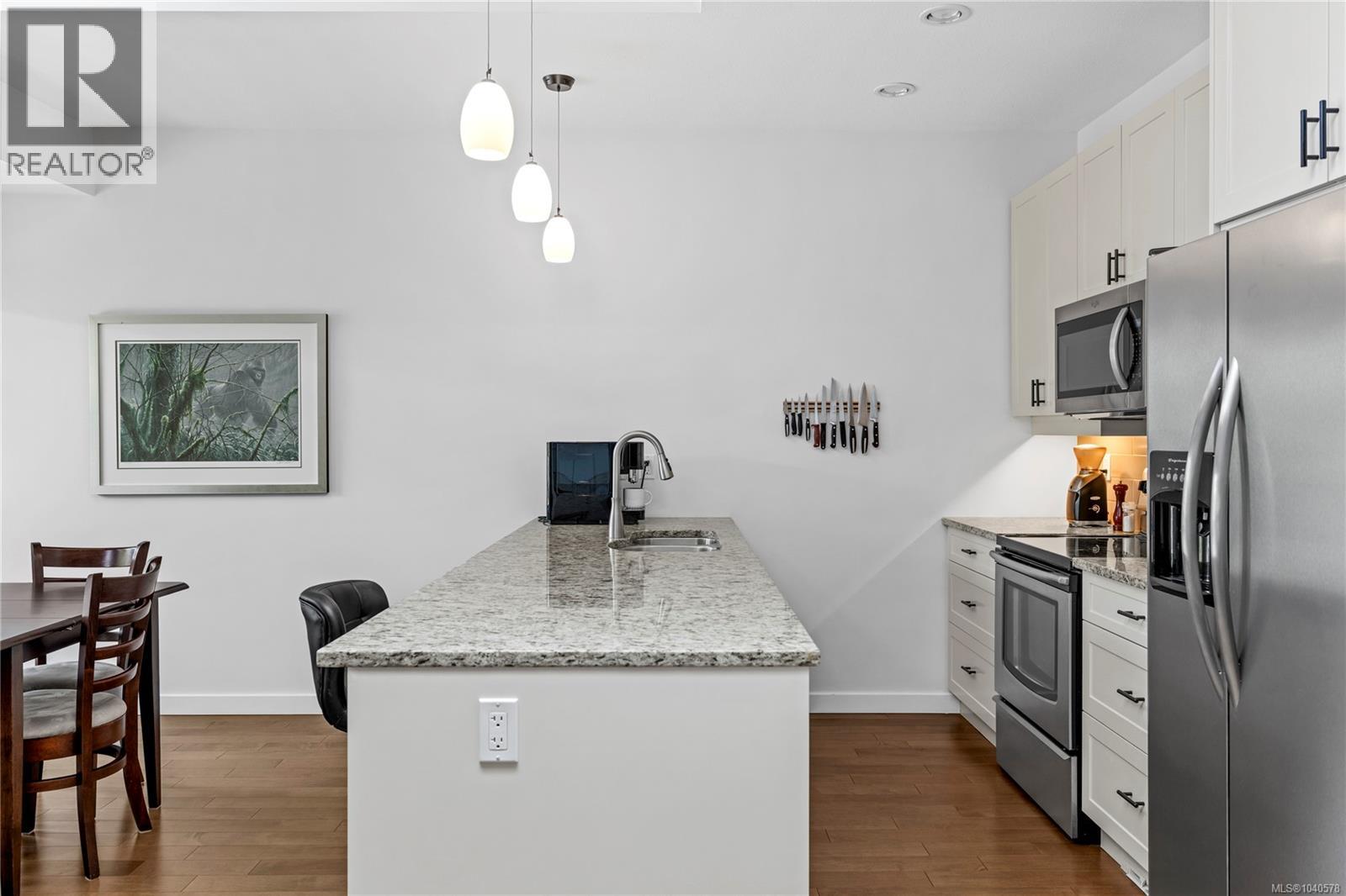 #12 500 Corfield St S - 22