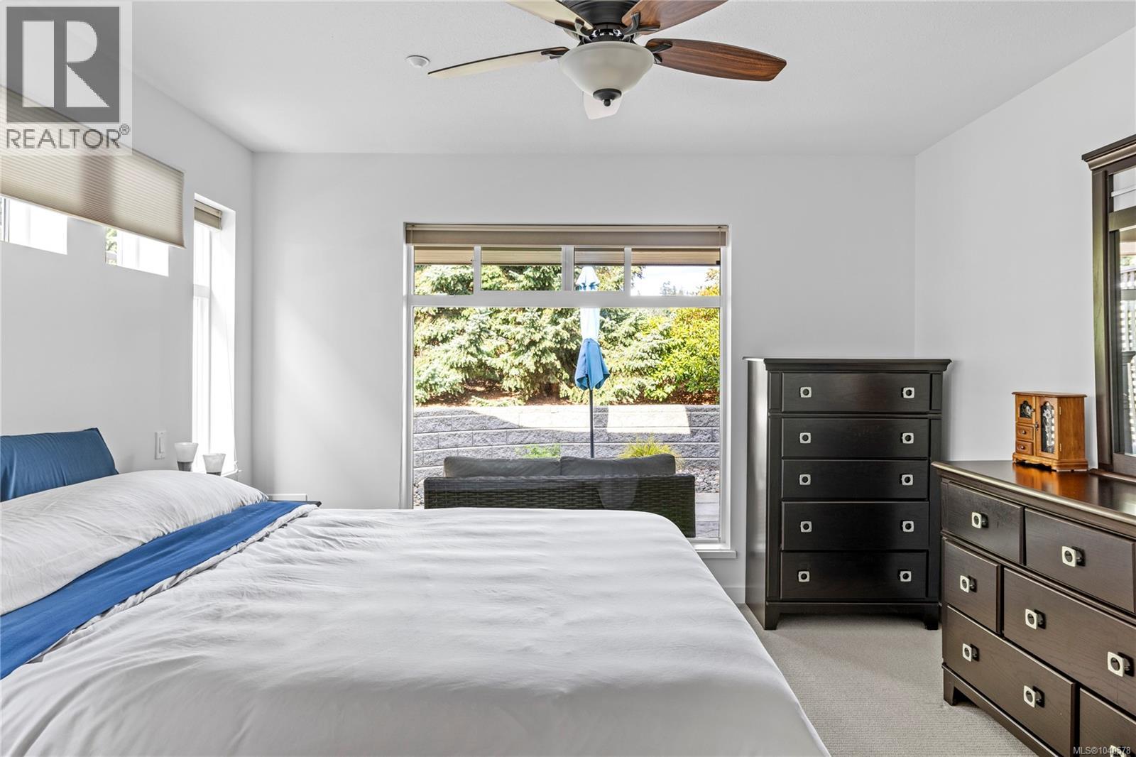 #12 500 Corfield St S - 33