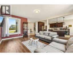 Entrance - 525 Ballou Pl, Ladysmith, BC V9G2C7 Photo 9