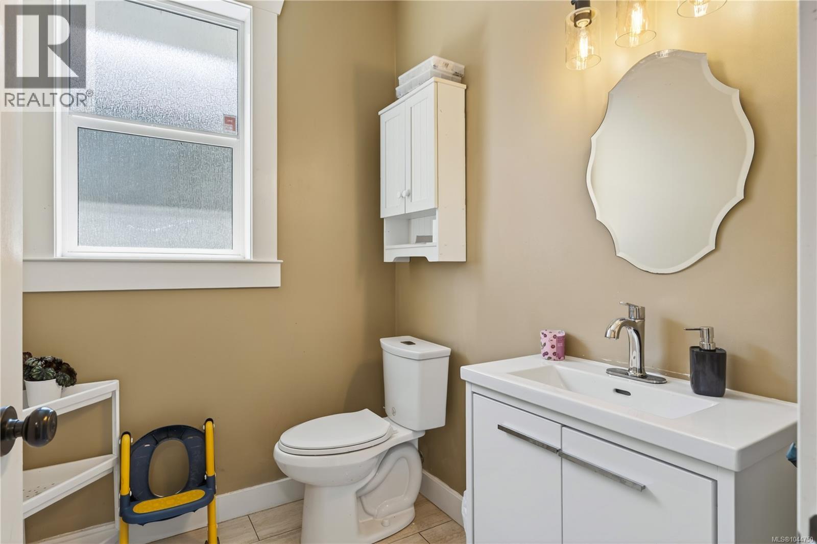 525 Ballou Pl - 56