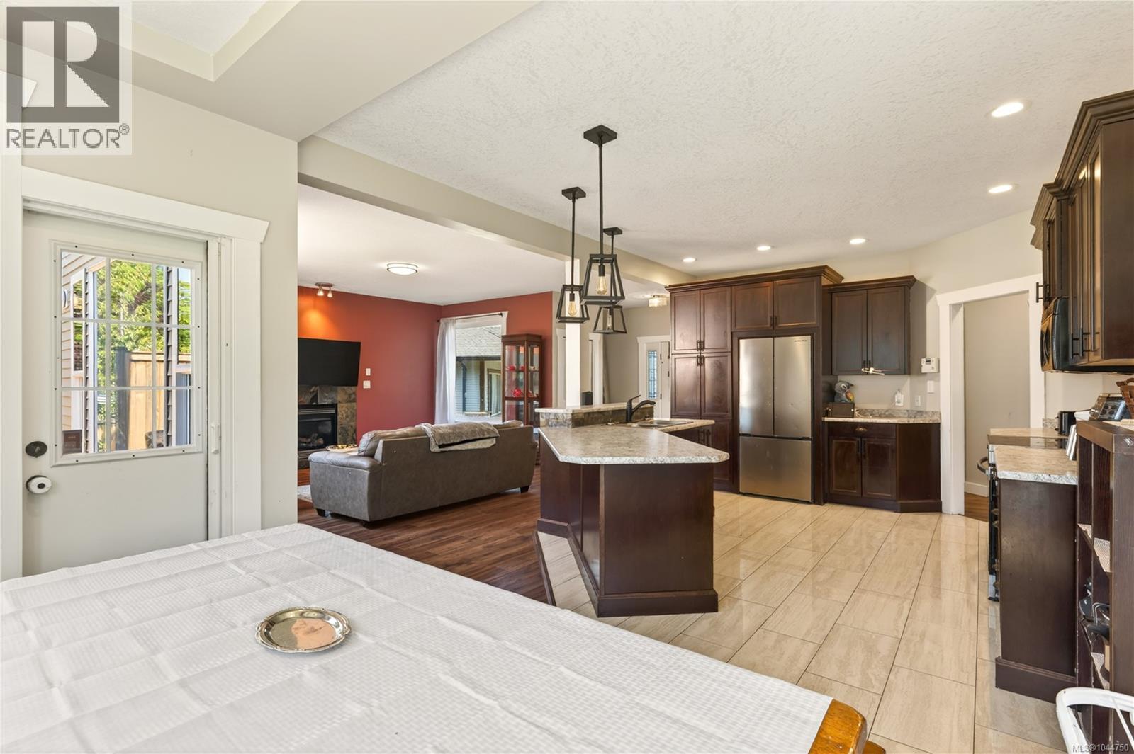 525 Ballou Pl - 27