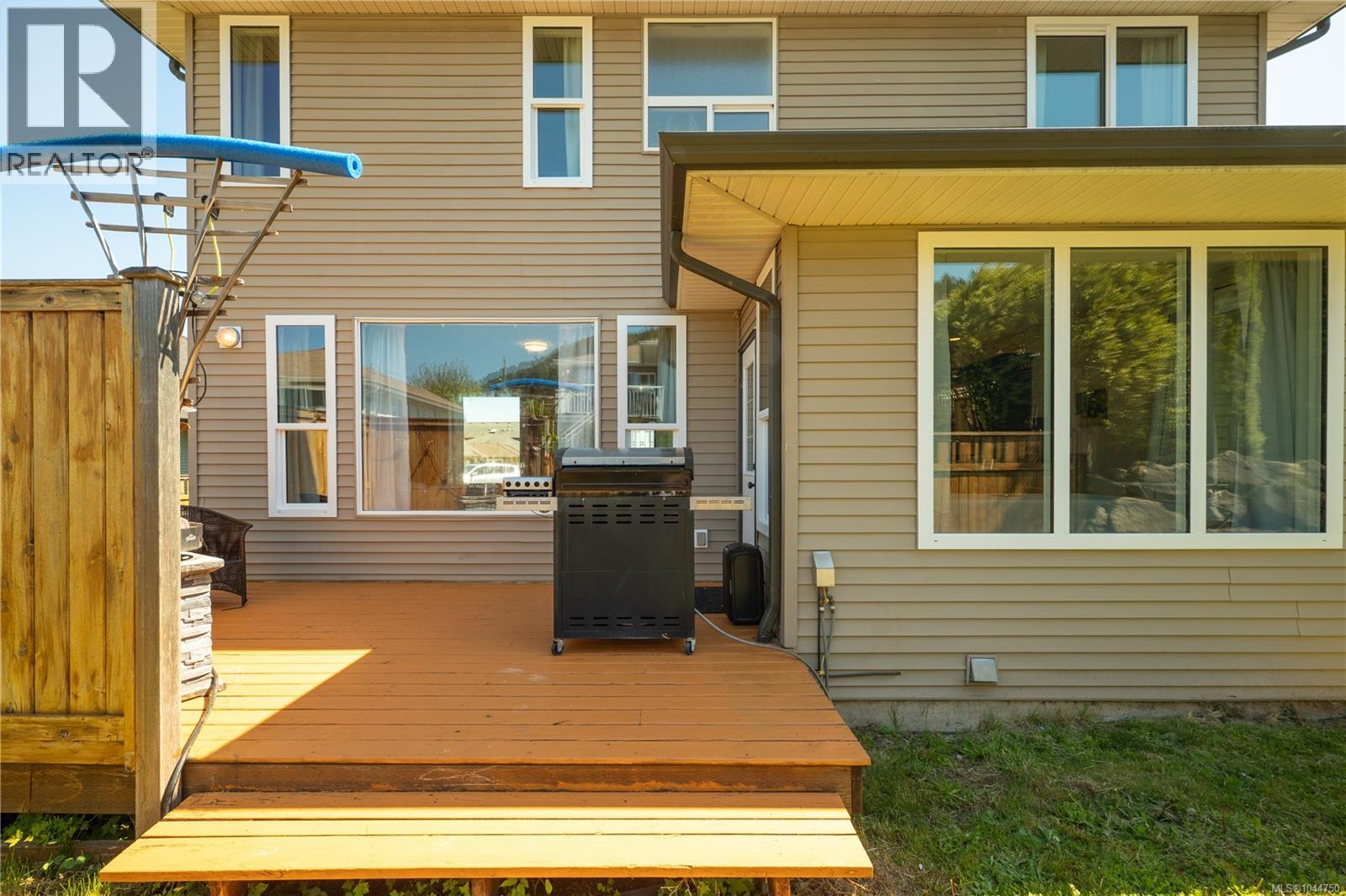 525 Ballou Pl - 34