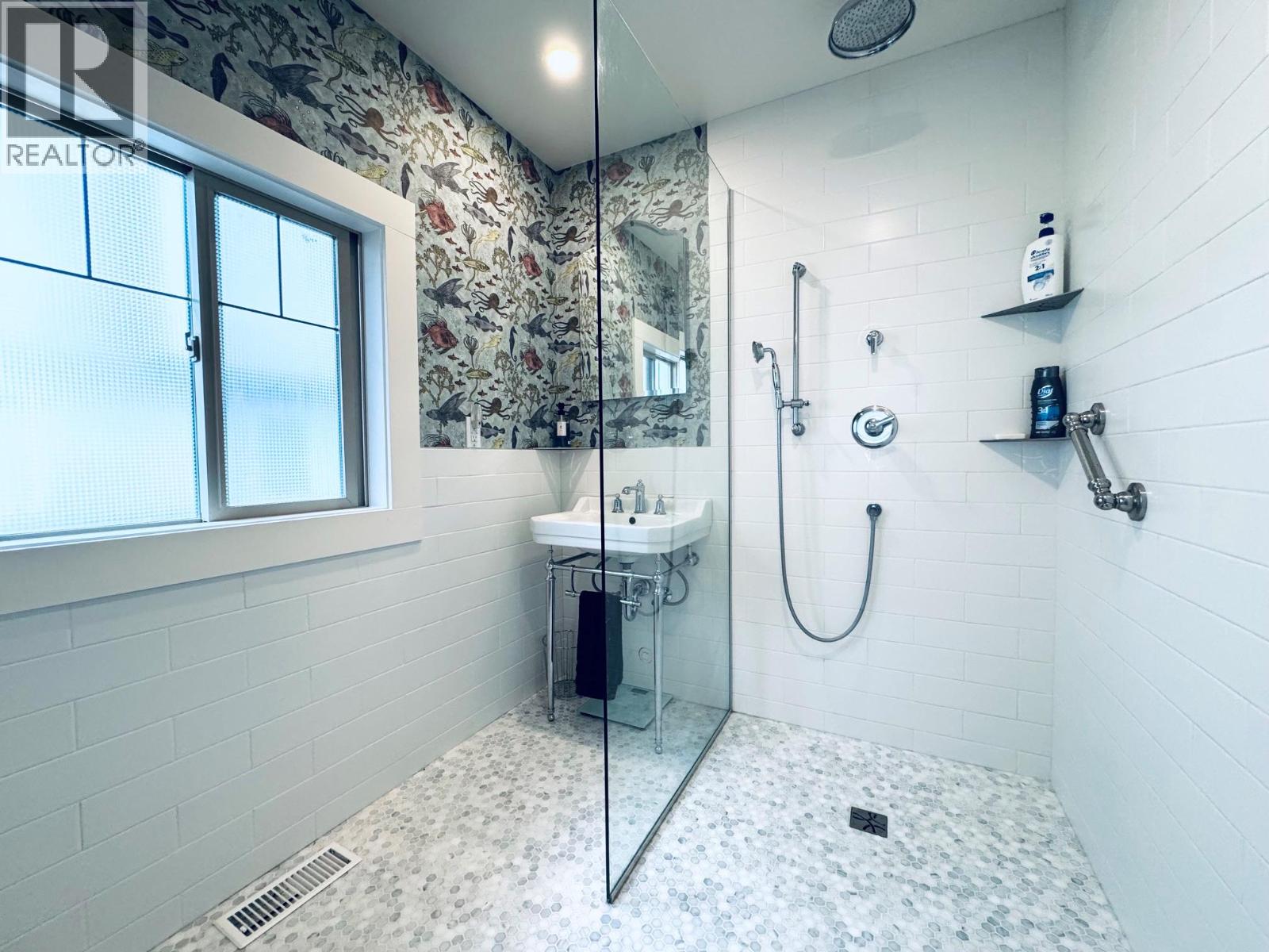 1802 Granite Avenue - Image 23