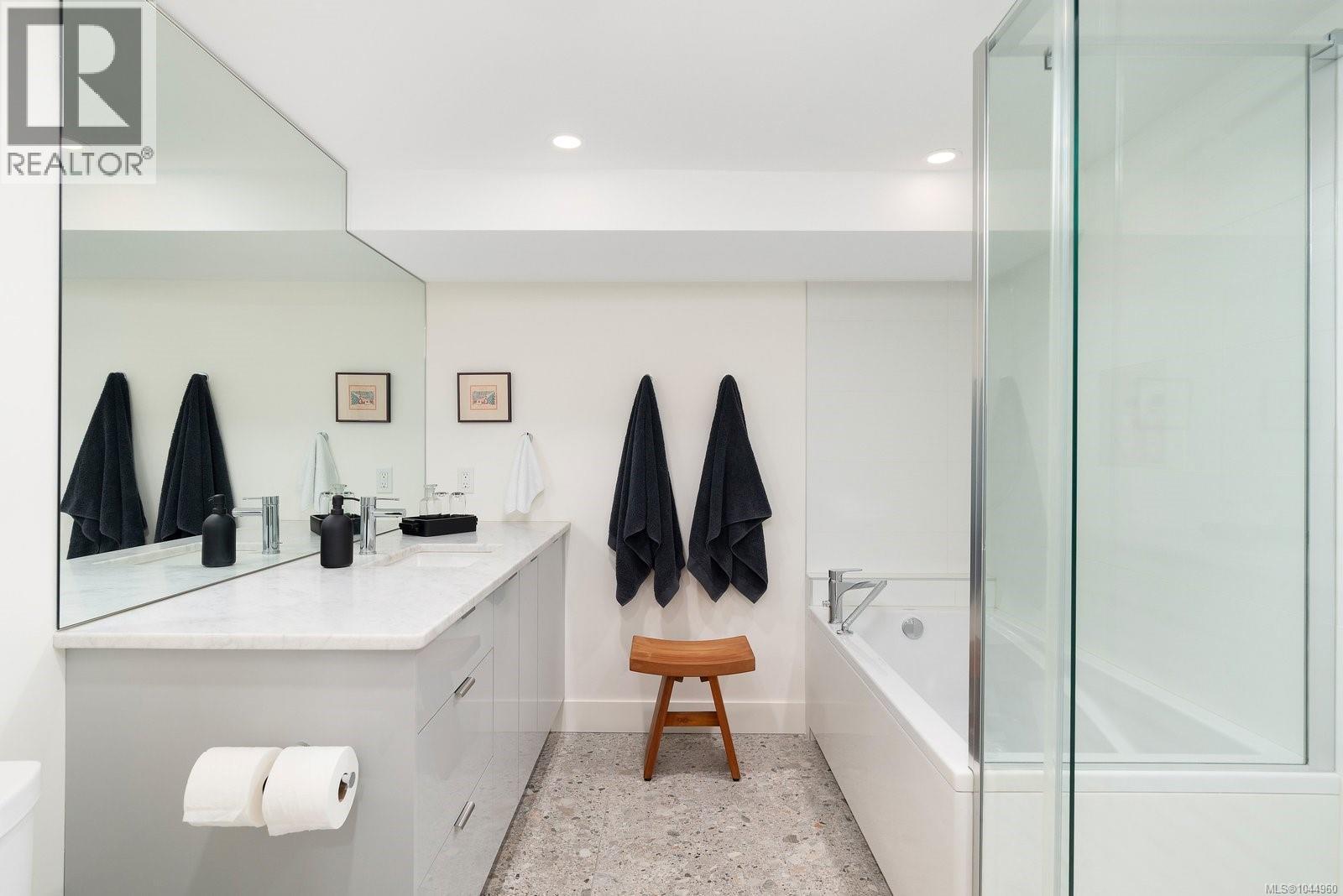 3311 Gibbs Rd - 43