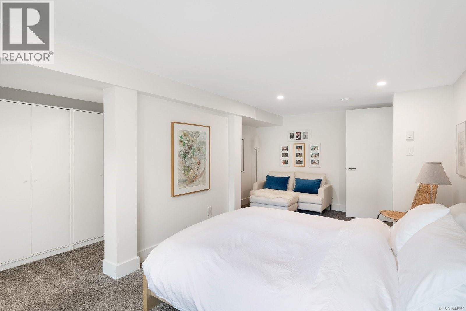 3311 Gibbs Rd - 45