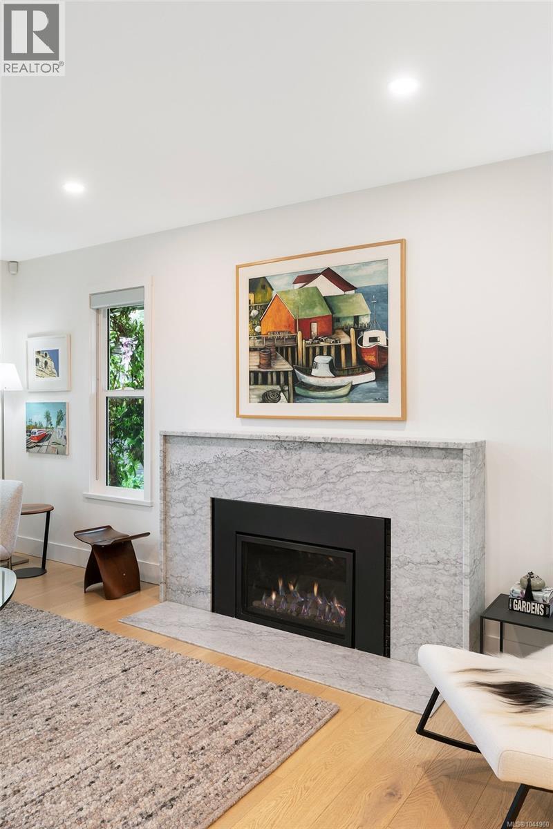  3311 Gibbs Road, Oak Bay