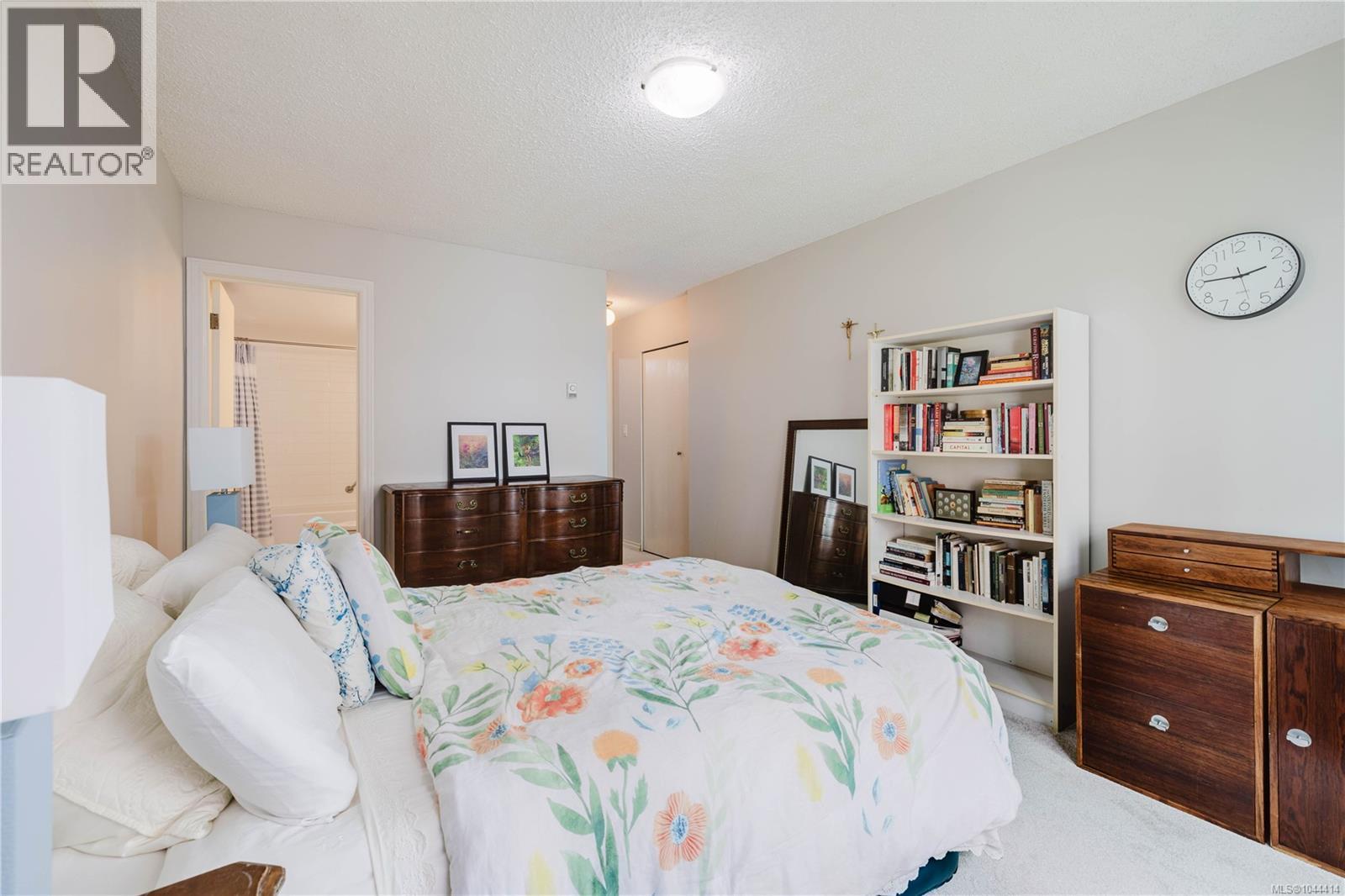 #303 1031 Burdett Ave - Image 18