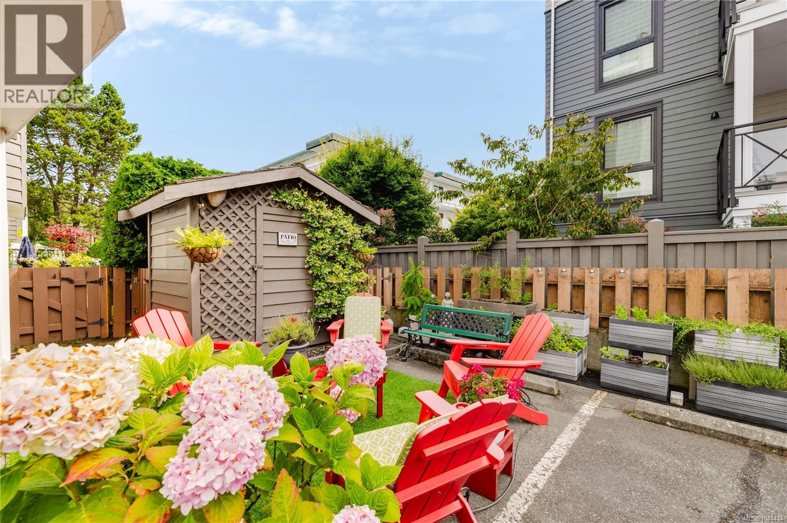 #303 1031 Burdett Ave - Image 37