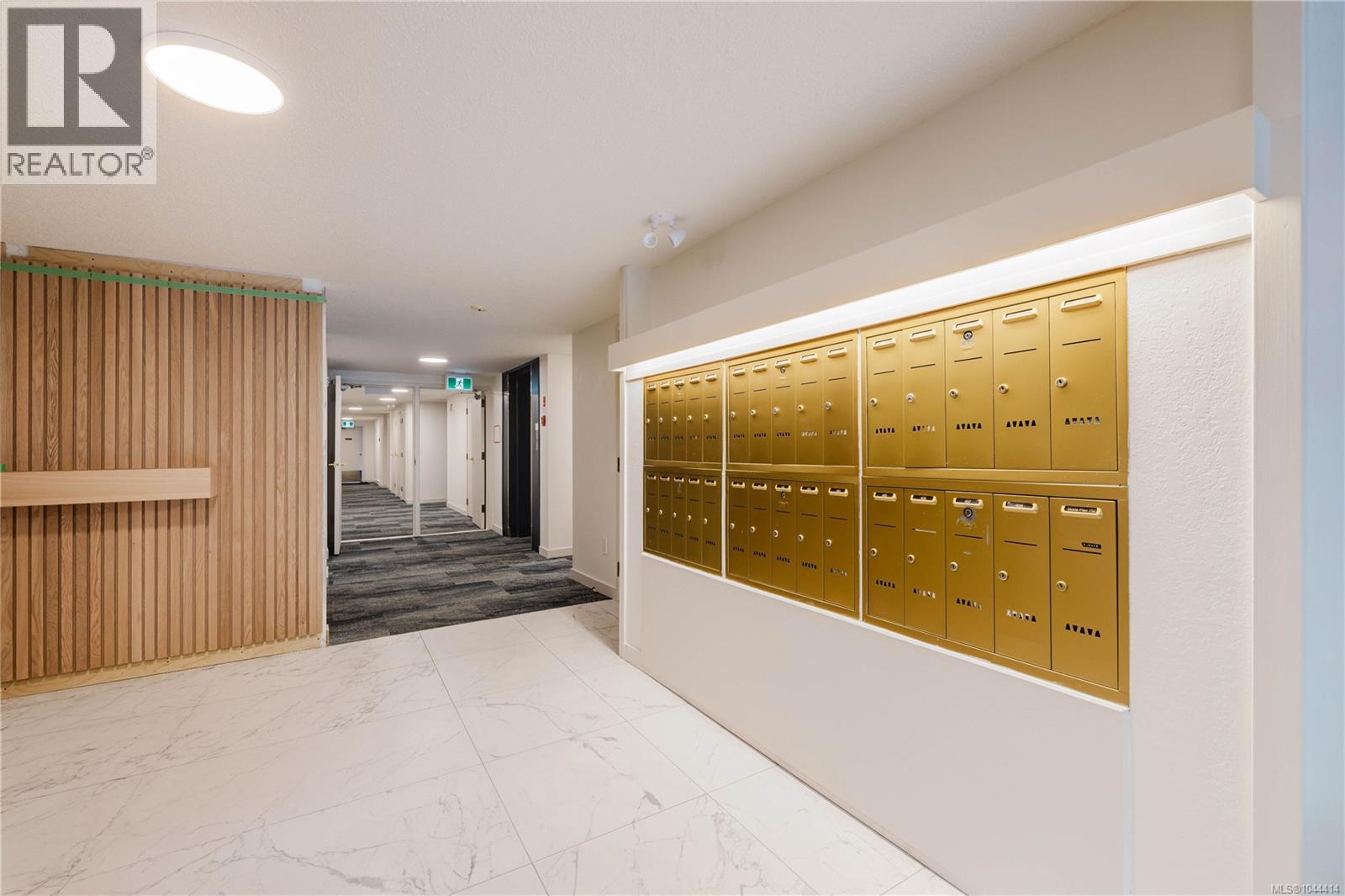 #303 1031 Burdett Ave - 4