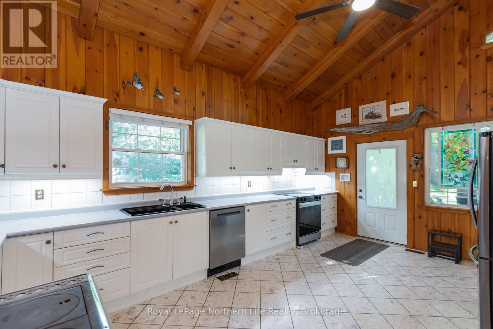 2912 HIGHWAY 11 N - Image 21