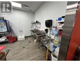 4110 Petrolia Line, Petrolia, ON N0N1R0 Photo 16