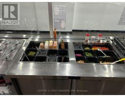 4110 Petrolia Line, Petrolia, ON N0N1R0 Photo 8