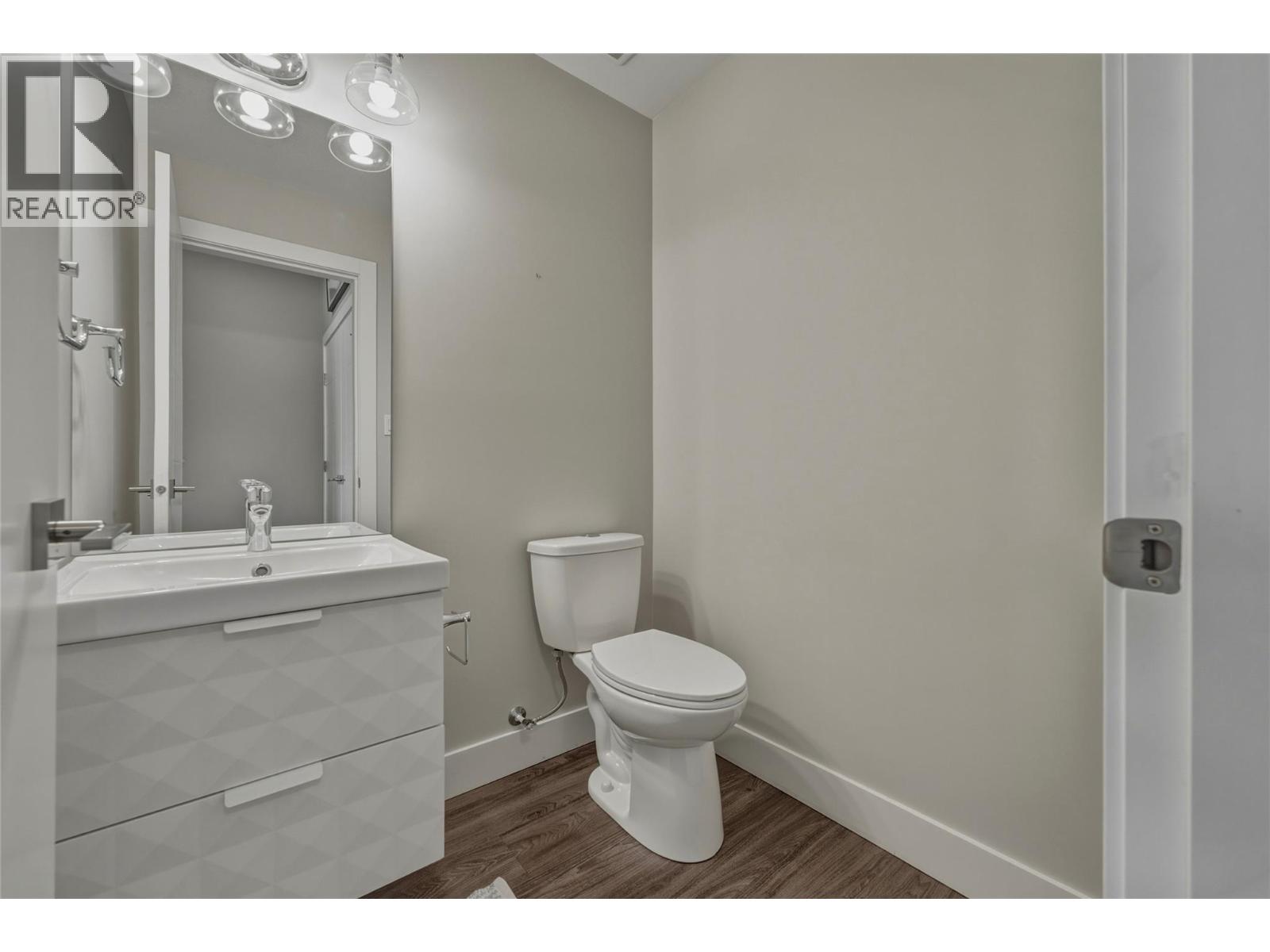 1804 46 Avenue Unit# 2, Vernon