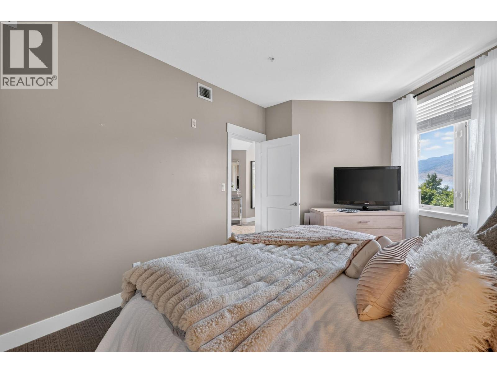 336 4205 Gellatly Road, West Kelowna