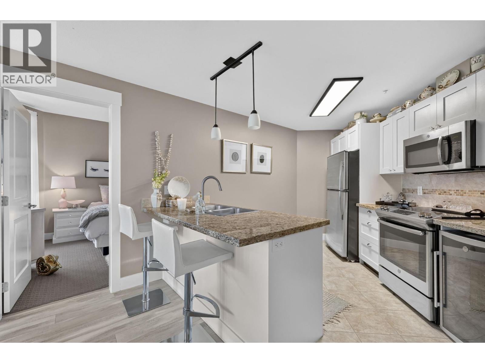 336 4205 Gellatly Road, West Kelowna
