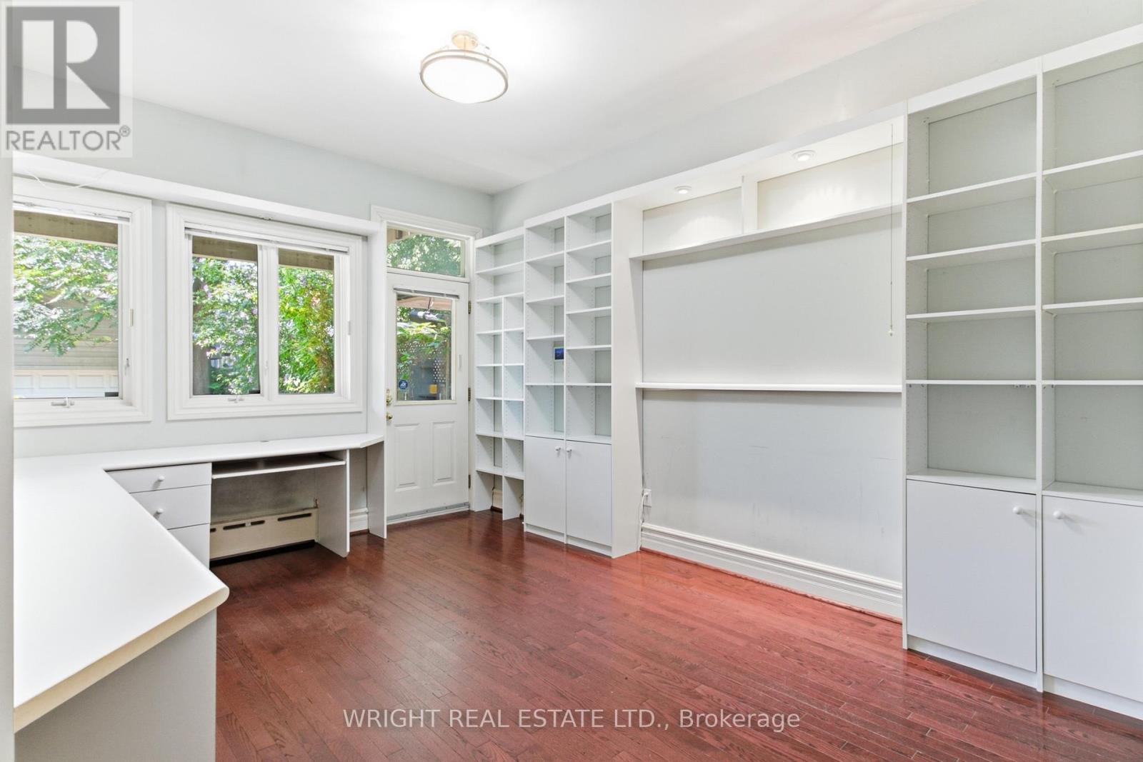 112 ALBANY AVENUE - 10