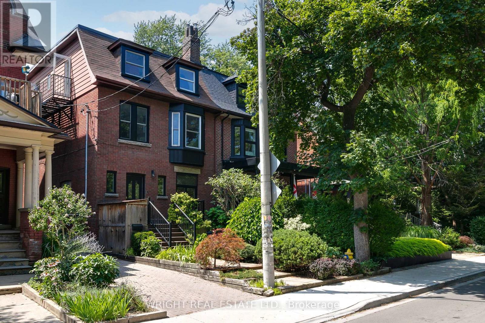 112 ALBANY AVENUE - 2