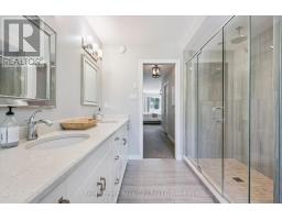 Mud room - 133 Cooks Mill Road, Puslinch, ON N1L0N9 Photo 16