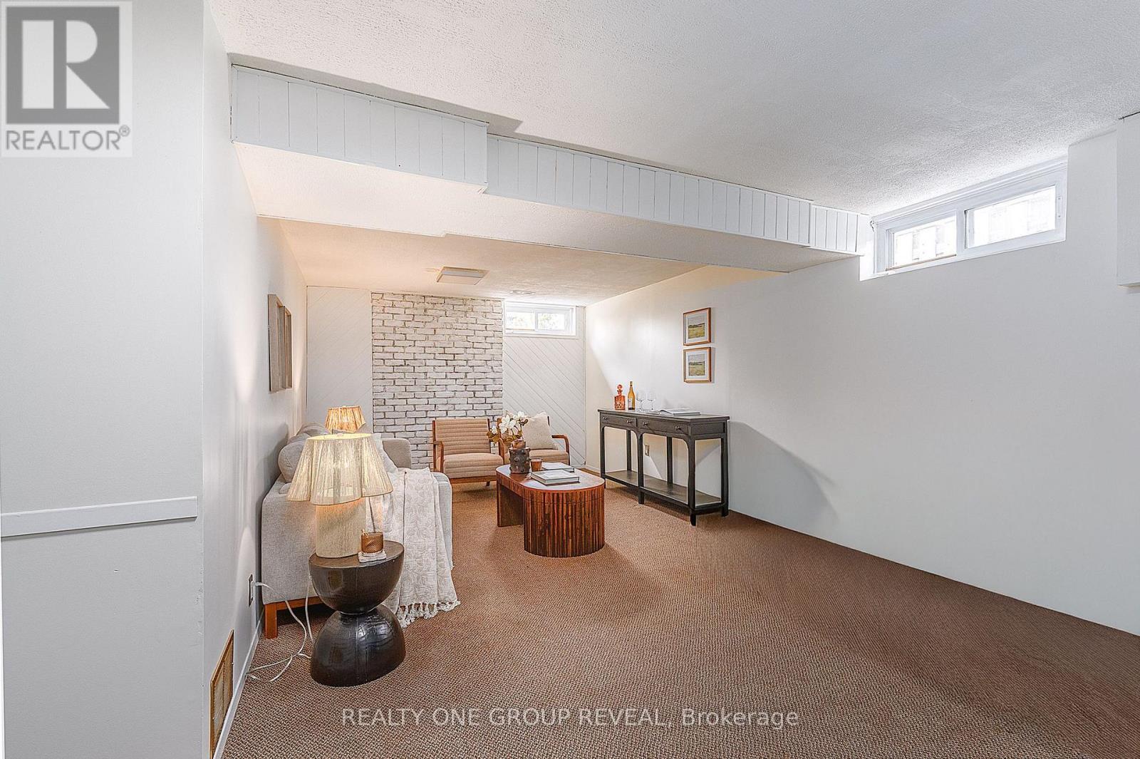133 CALAIS STREET - 22