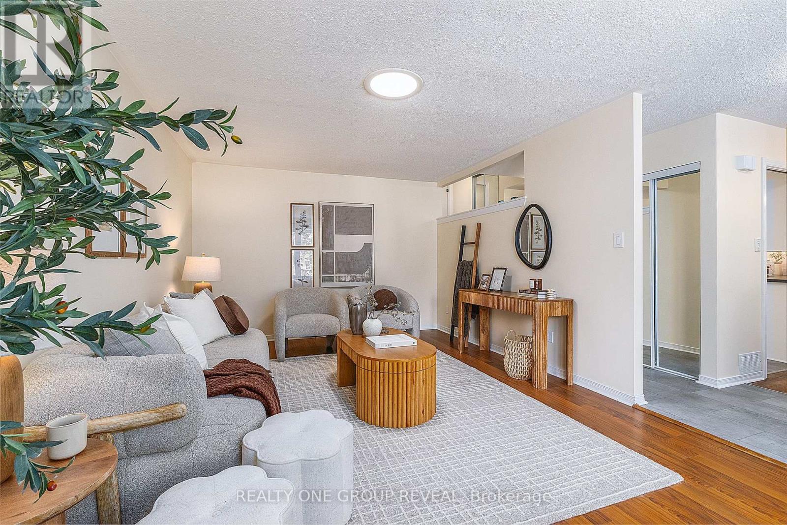 133 CALAIS STREET - 6