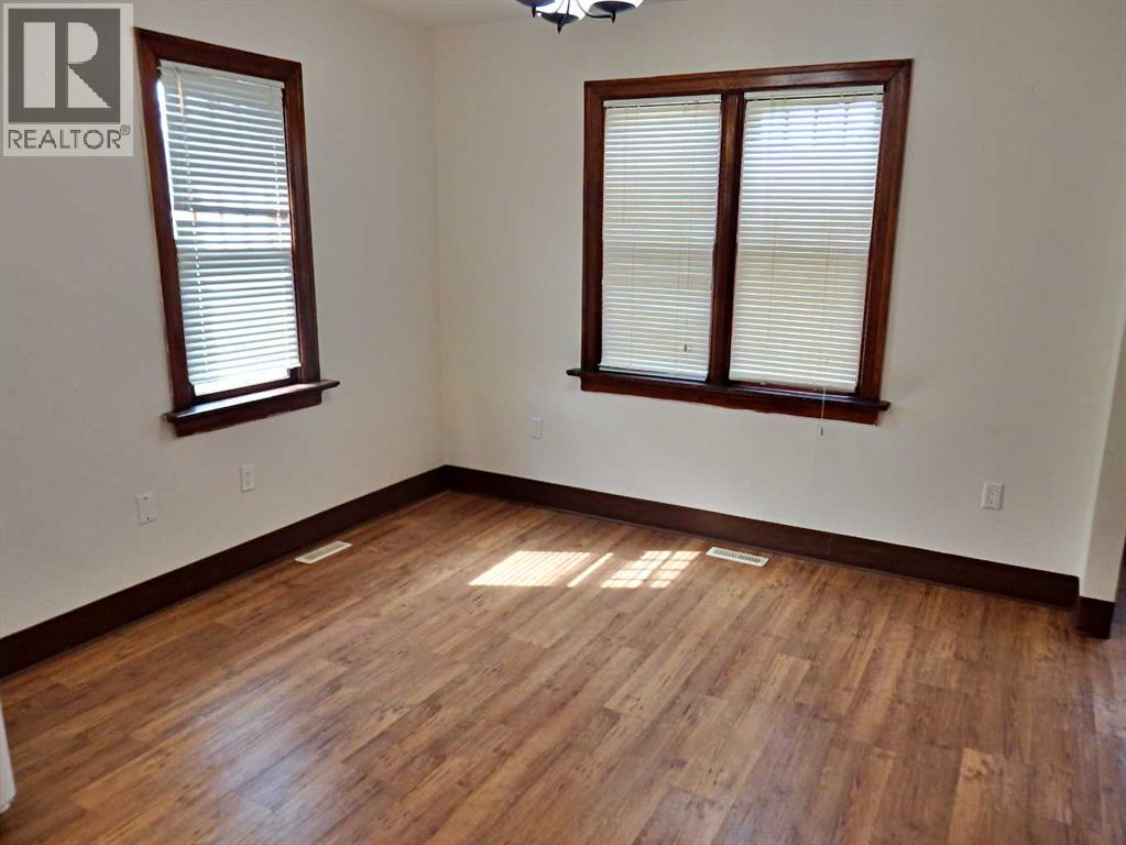 4709 48B Avenue - Photo 8