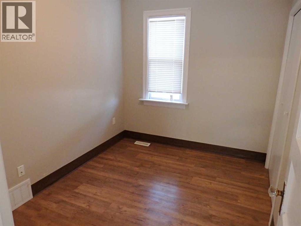 4709 48B Avenue - Photo 9