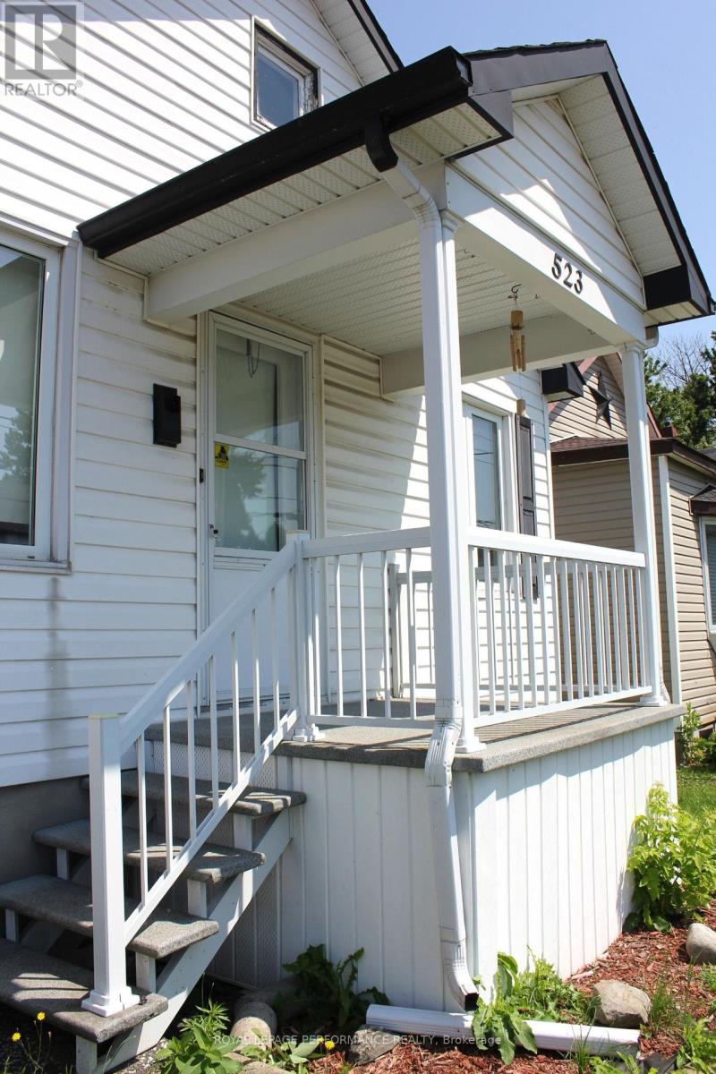 523 BEDFORD STREET - 2