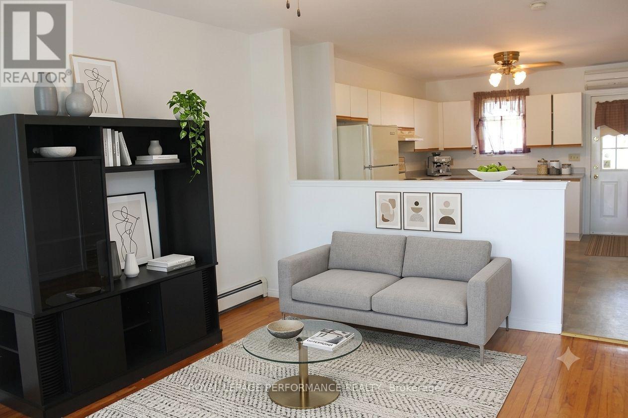 523 BEDFORD STREET - 6