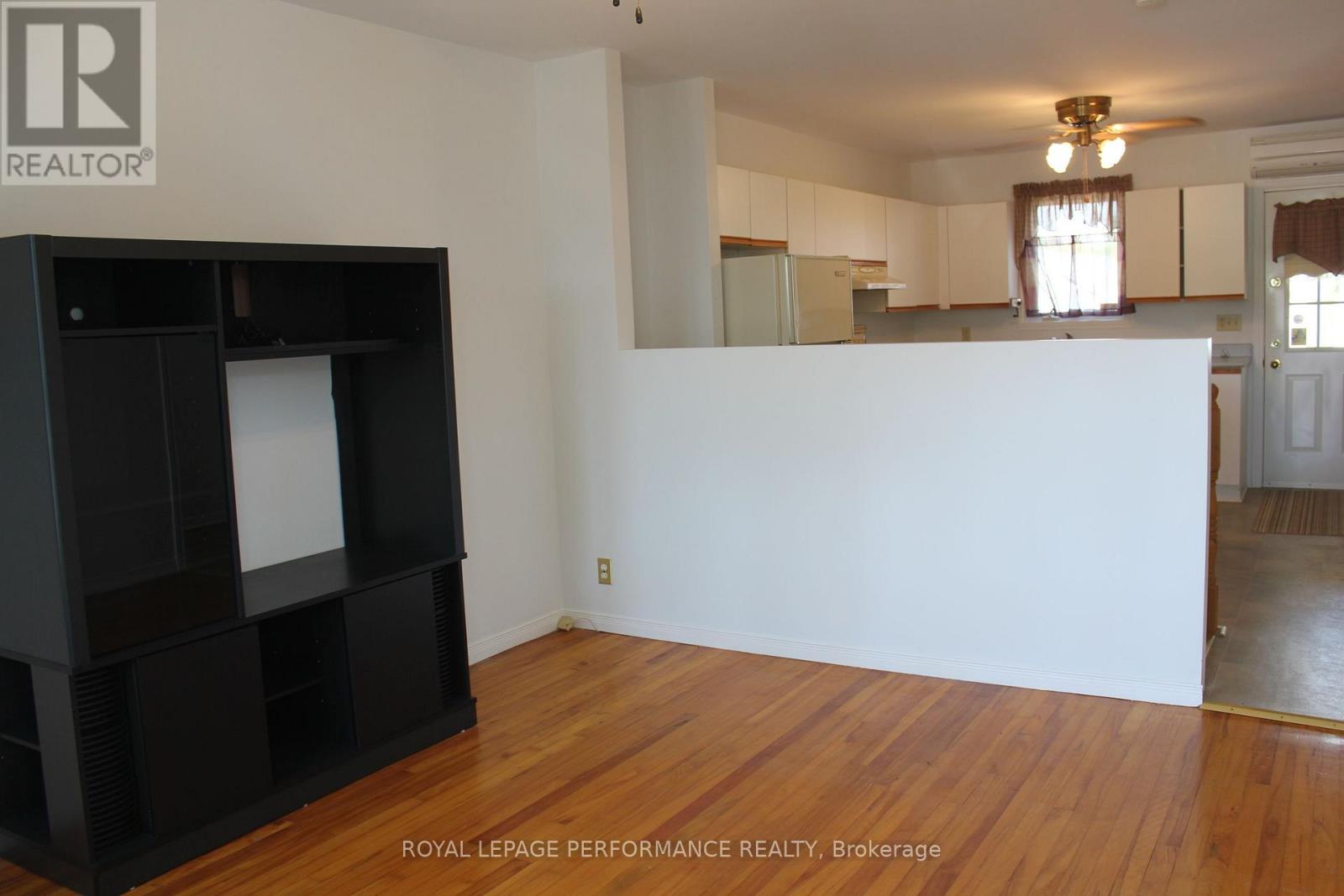 523 BEDFORD STREET - Image 7