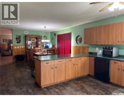 Family room - 9km West Of Makwa, Loon Lake Rm No  561, SK S0M1L0 Photo 13