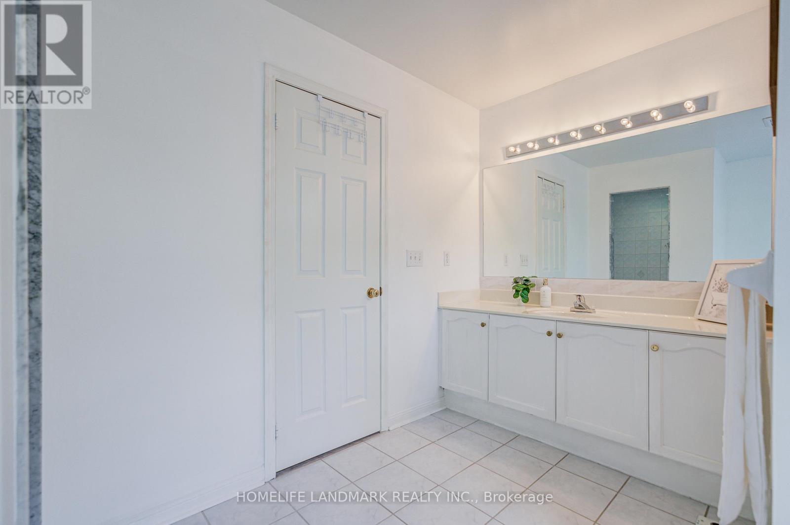 #6 10 ST MORITZ WAY - 26