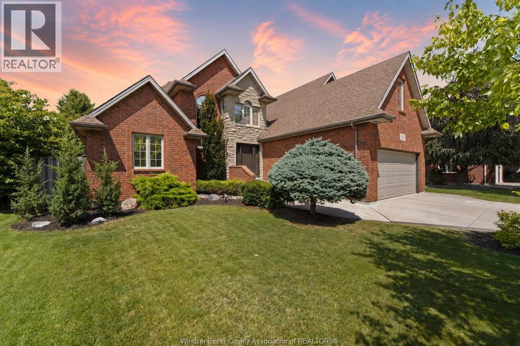 689 GEORGE KENNEDY WAY, Lakeshore — photo 3