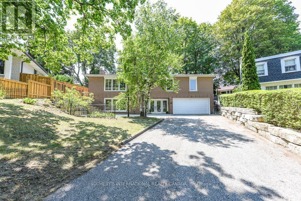 Photo of 31 Queensborough Crescent