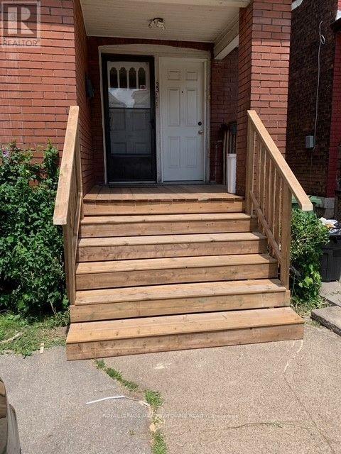 Photo of 33 Senator Avenue