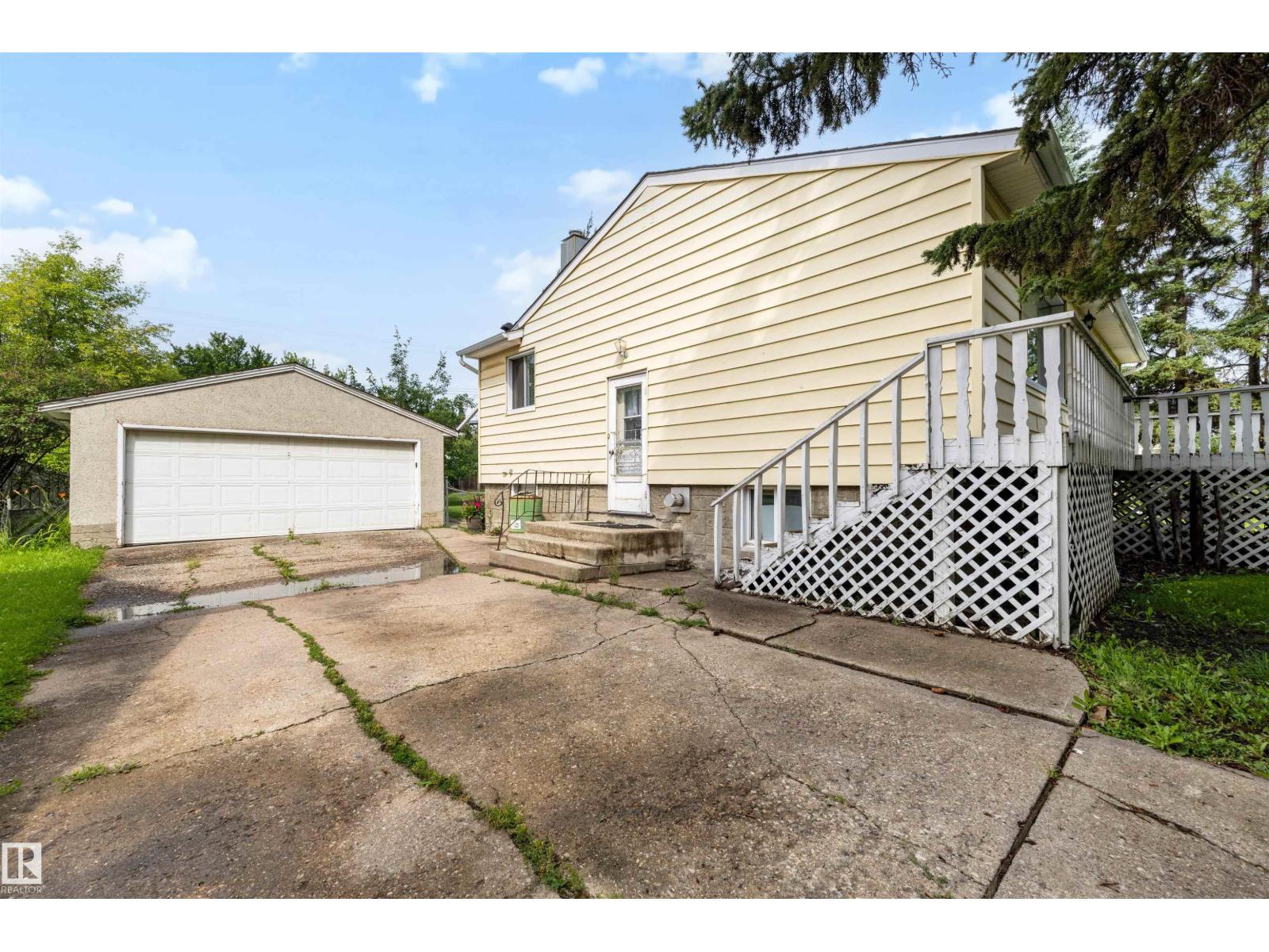 12348 128 ST NW - 11
