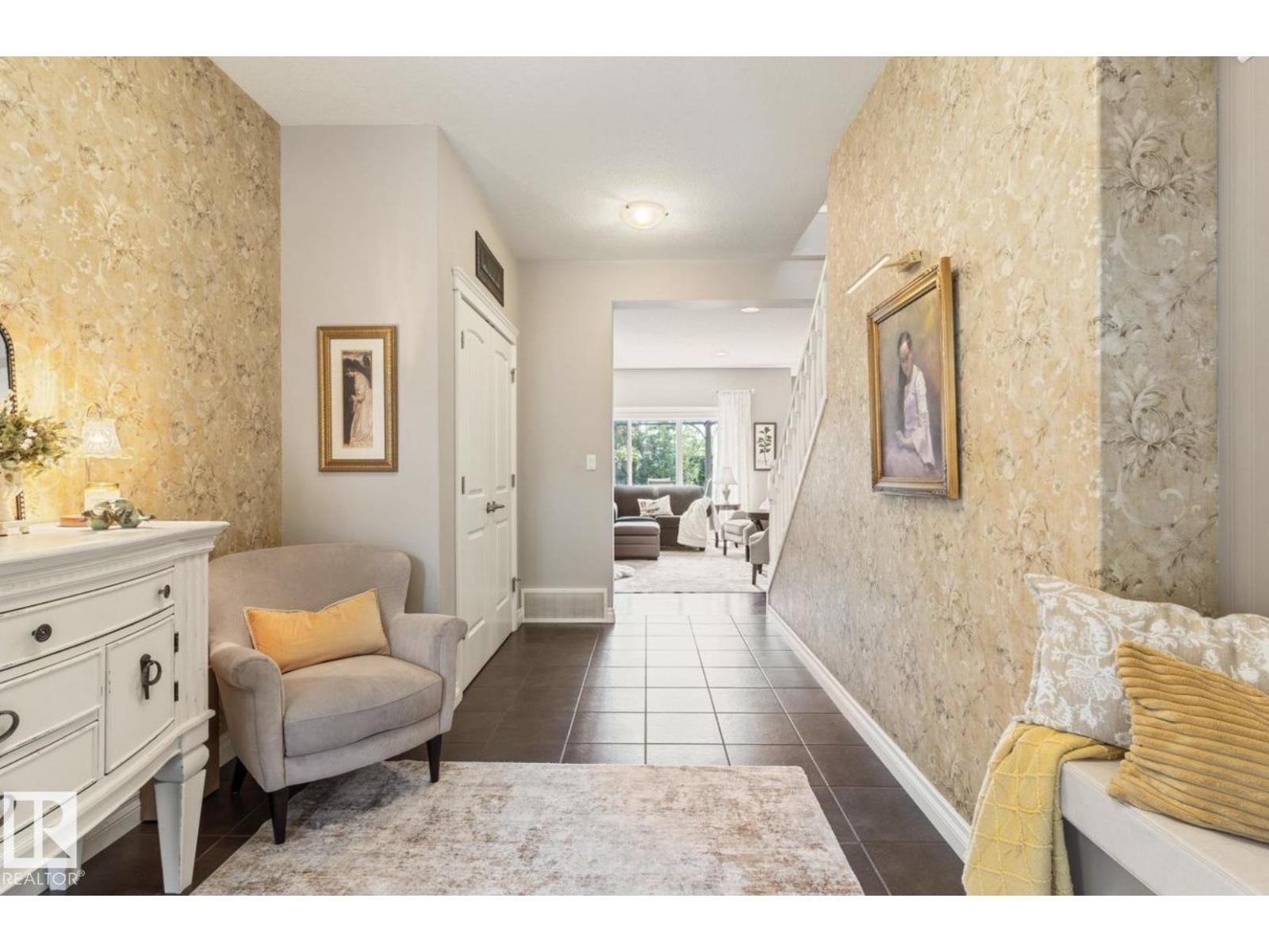 22 VOLETA CT - Image 4