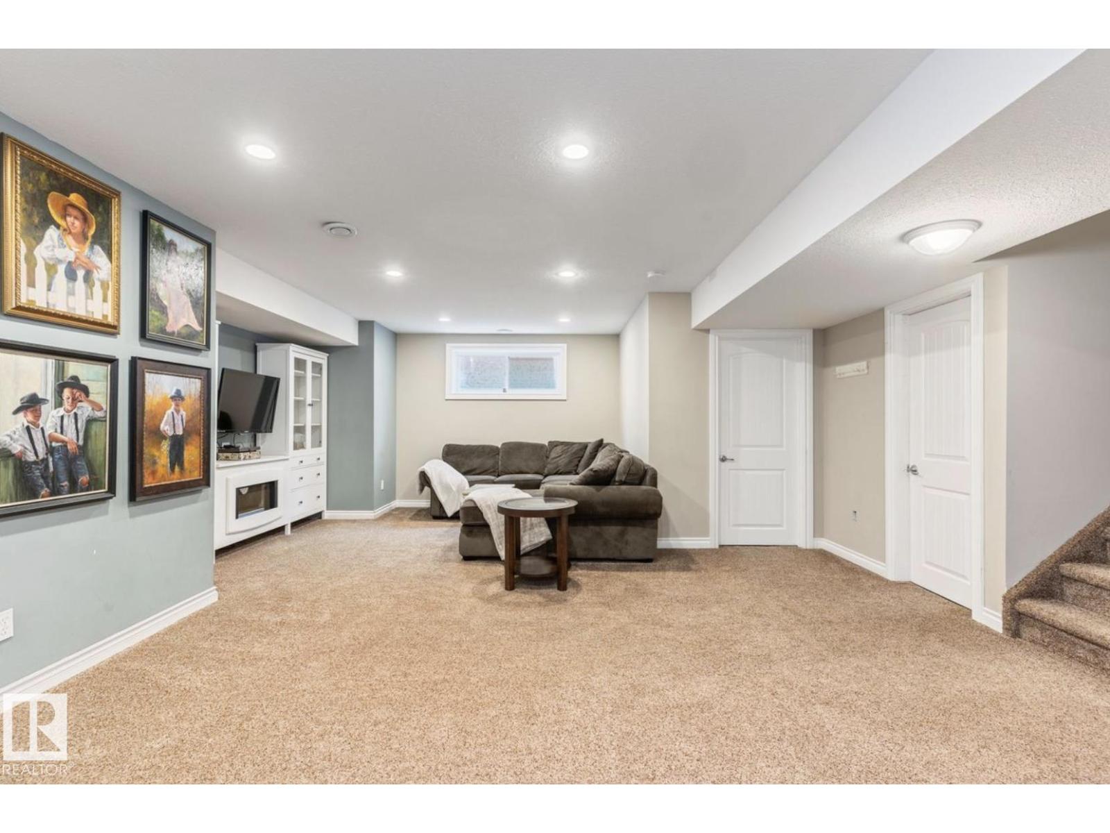 22 VOLETA CT - Image 43