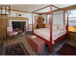 69 Fox Street, Lunenburg, NS B0J2C0 Photo 21