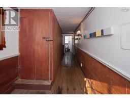 69 Fox Street, Lunenburg, NS B0J2C0 Photo 33