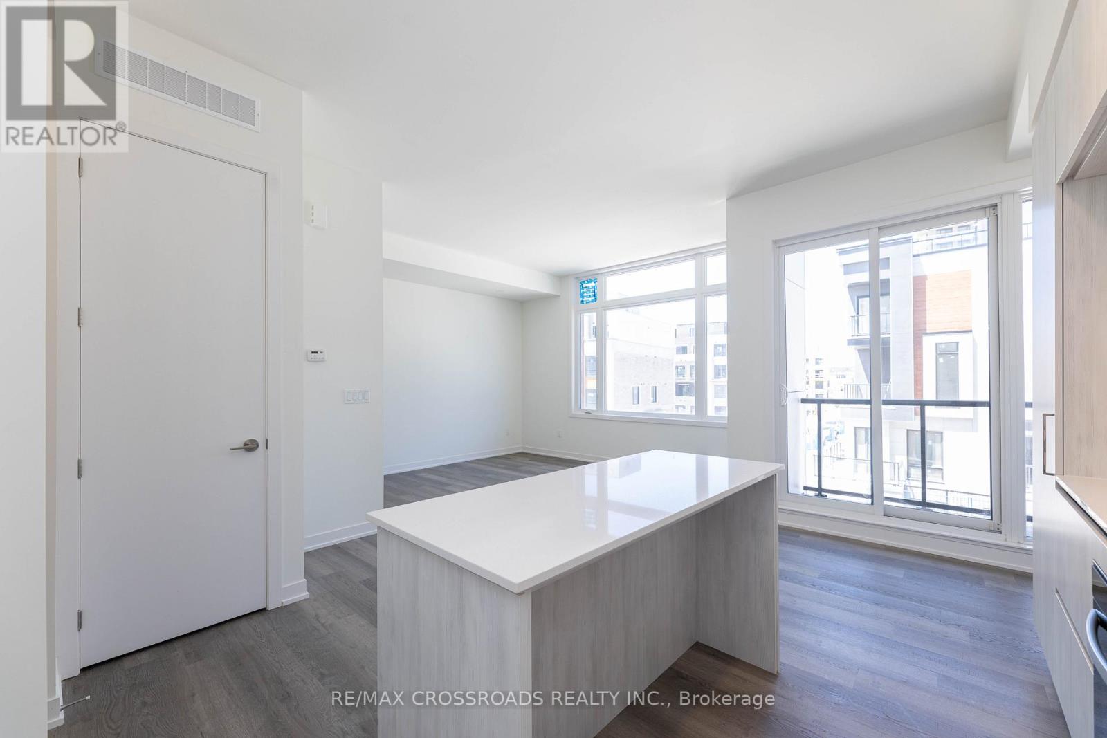 #1503 11 DAVID EYER ROAD - Image 11