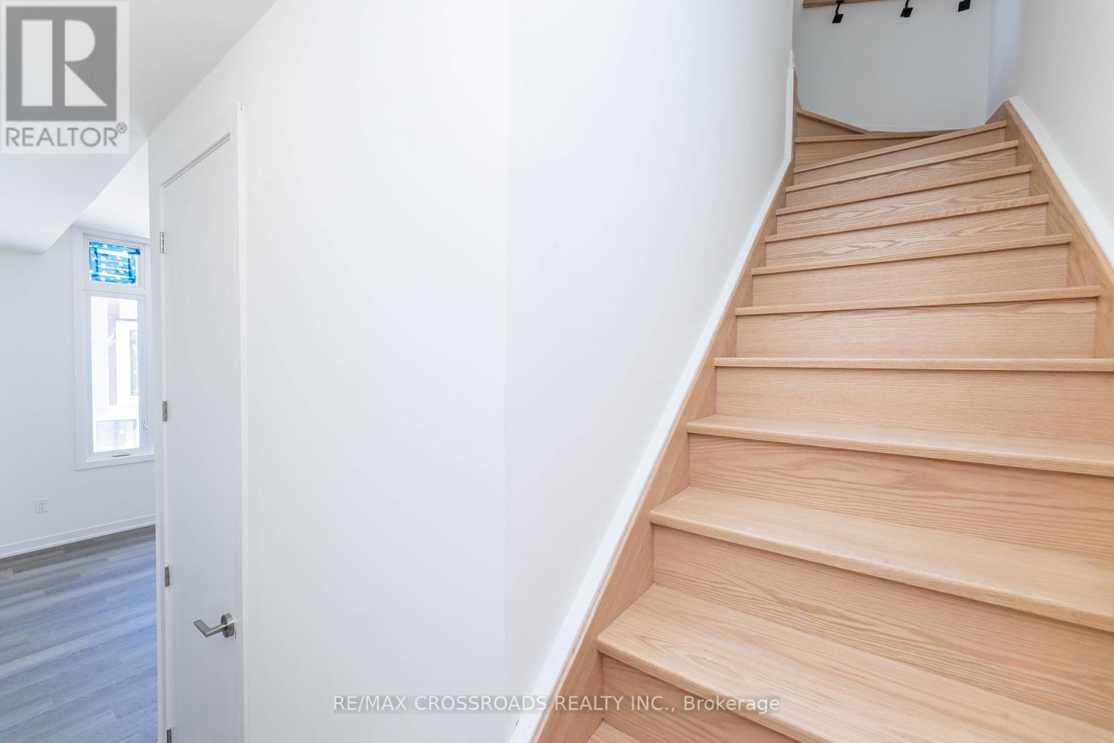 #1503 11 DAVID EYER ROAD - 15