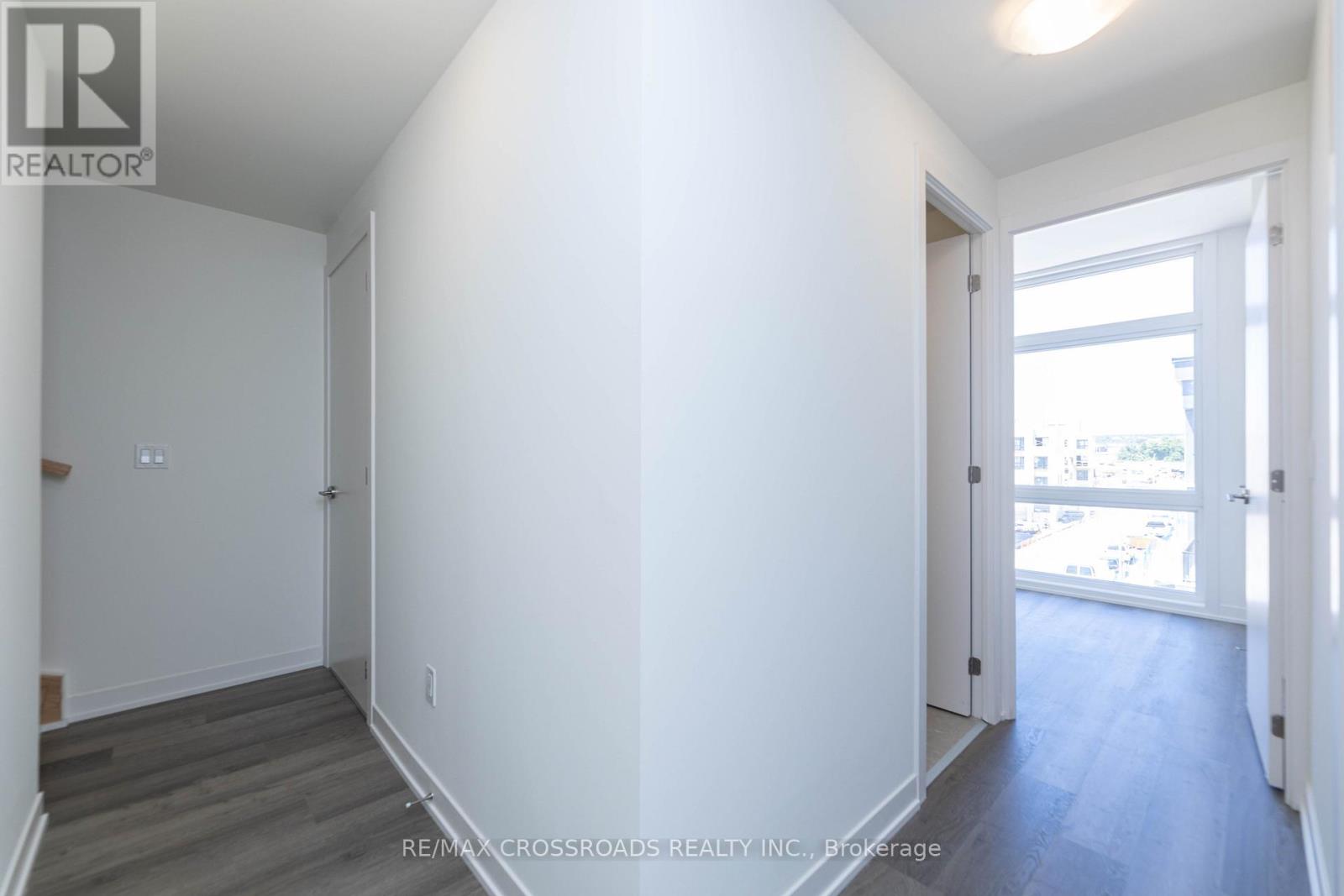 #1503 11 DAVID EYER ROAD - Image 16