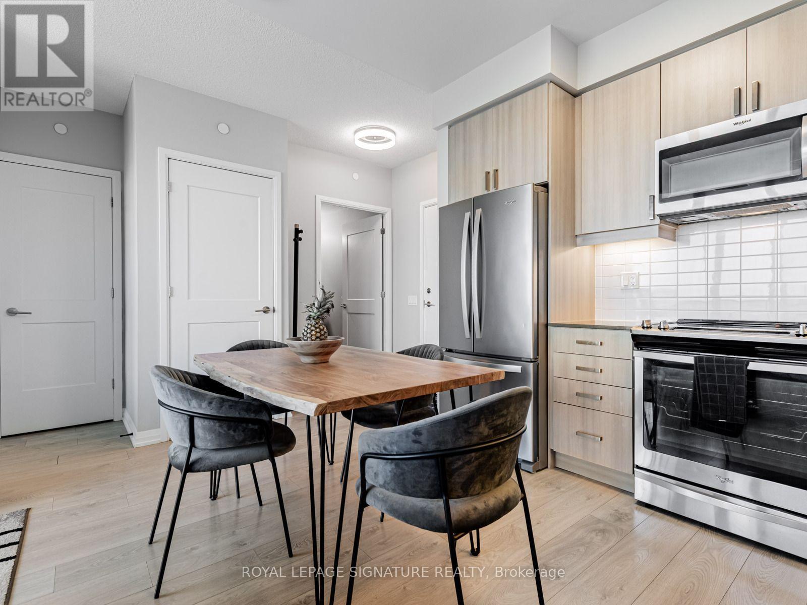 #1114 7895 JANE STREET - 8