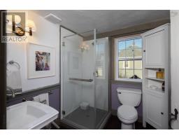 69 Fox Street, Lunenburg, NS B0J2C0 Photo 31